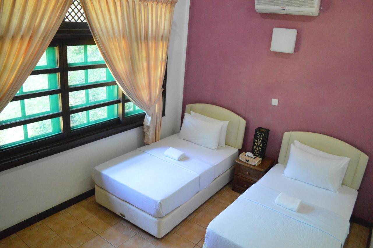 Ulu Ulu Resort Batang Duri Esterno foto